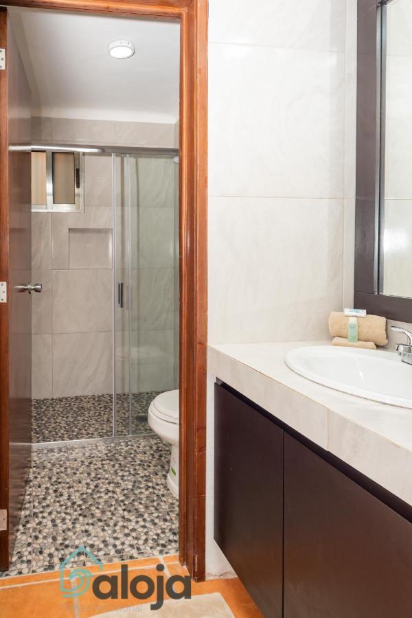 Apartamento Amplio En Zona Ideal A 5Min De Wallmart Cancún Kültér fotó